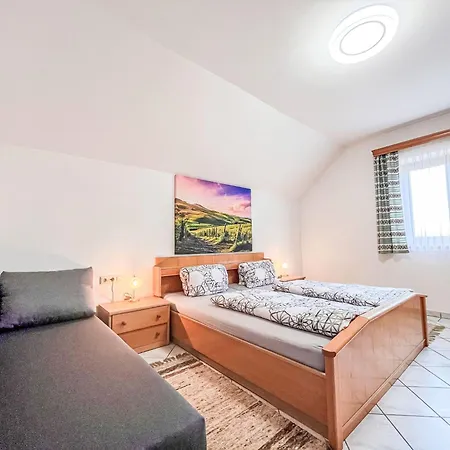 Prázdninový dům Luxusoelk-5 By Interhome